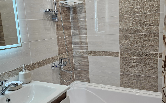 Квартира Трехкомнатные апартаменты в городе Вуктыл