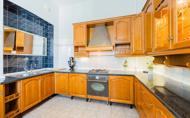 Апартаменты на улице Достоевского 1