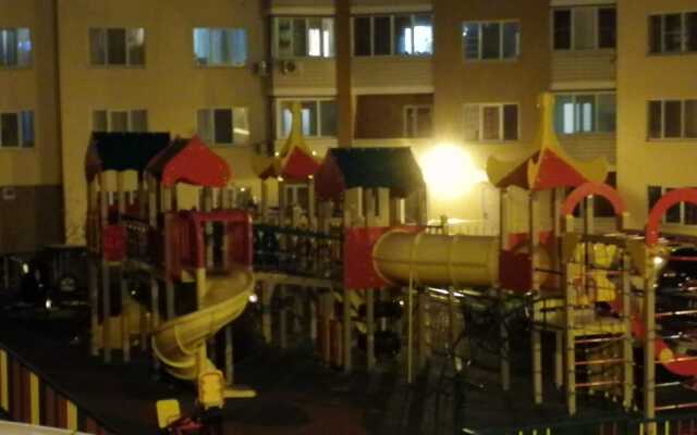 Апартаменты (2) на Лунной 30А