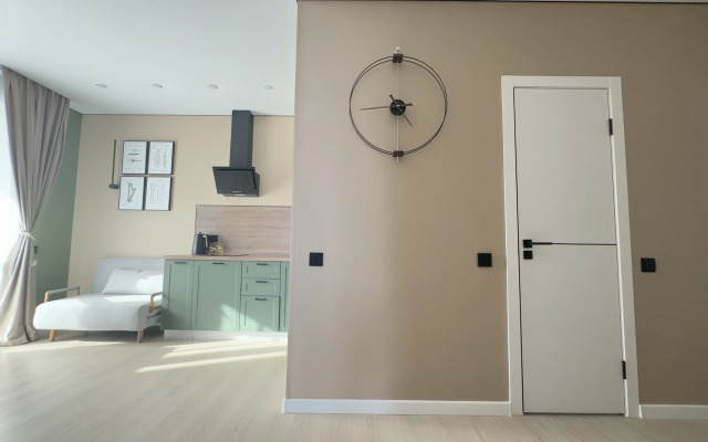S Dizajnerskim Remontom Vblizi Ippodroma Flat