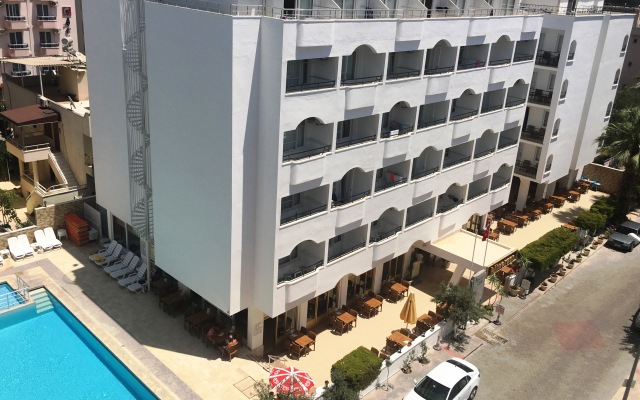 Altinersan Altinkum Didim Hotel