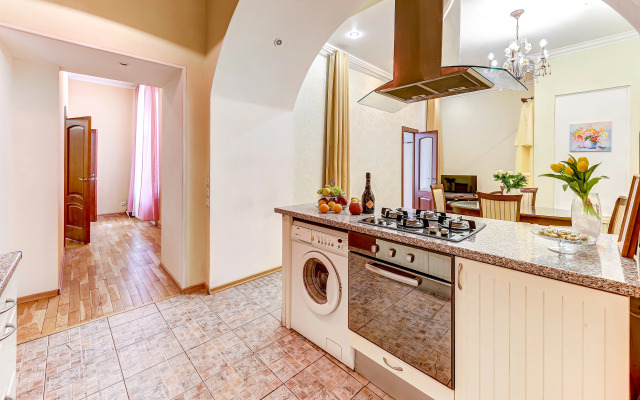 Апартаменты Astoria 3BR