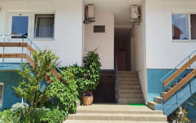 Отель Домик у моря