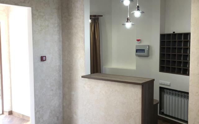 Ogni Mayaka Hotel
