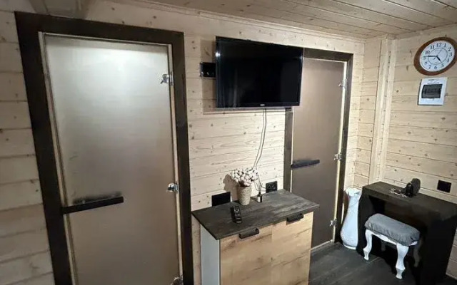 S russkoy baney na drovax Private house
