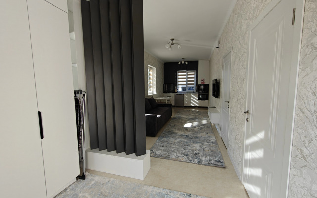 V Gostevom Domike Ot Best House Almaty Apartment