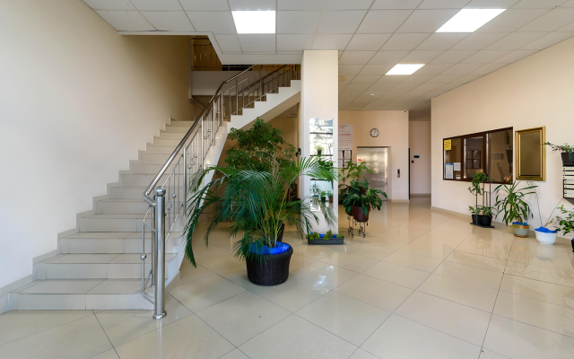 Green Sail Apartments
