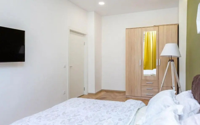 Na Nezavisimosti 23 Flat