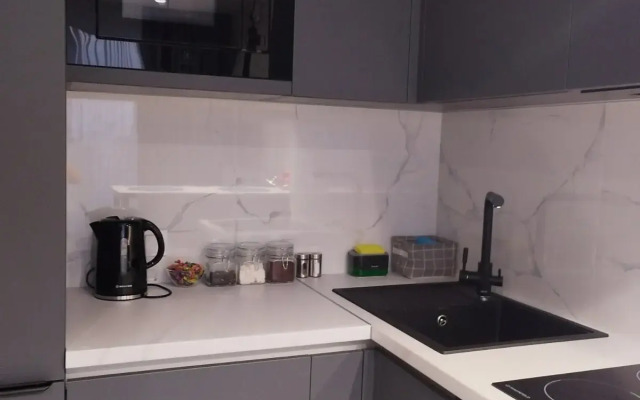 Na 20 etazhe Apartments
