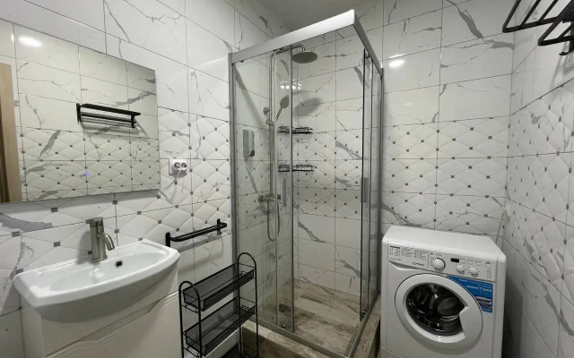 Shestimestnye Odnokomnatnye Lyuks Apartments