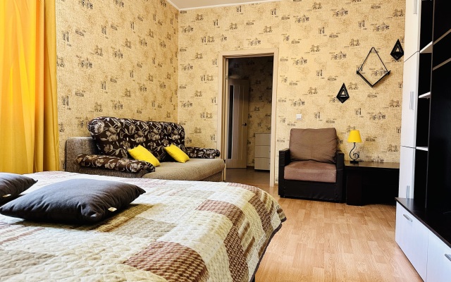 Квартира Уютная евродвушка около метро и разводным мостом