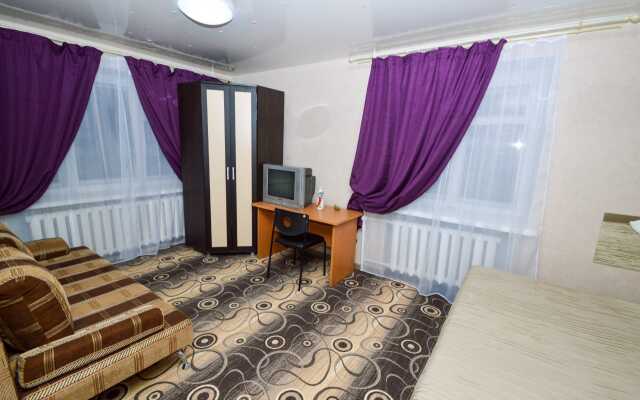 Квартира на Азина 47