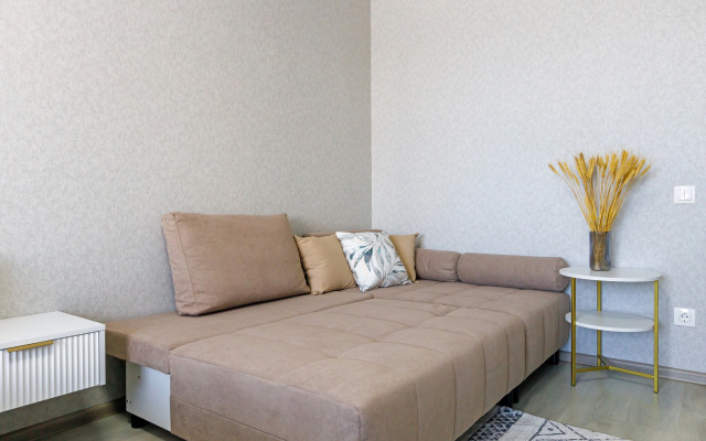 Myhomeyourhome Na Ul.revolyutsionnaya Ulitsa, 101v Apartments