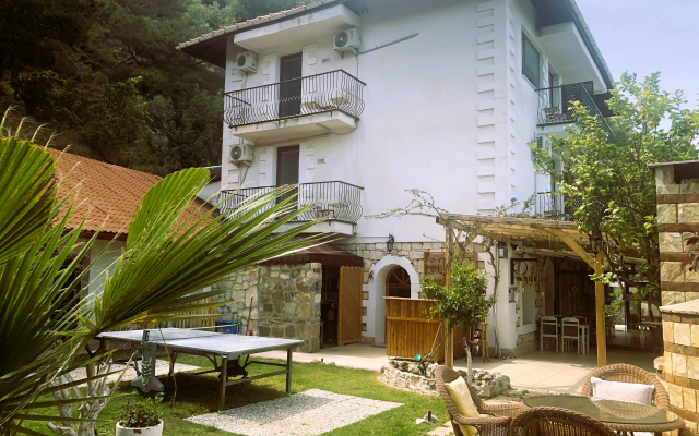 Swiss Eviniz Hotel