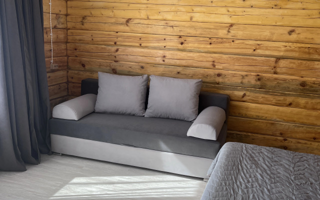 Частный дом Мёнка. Акташ