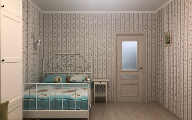 LUX Krasnogvardeyskiy pereulok 11/4 Apartments