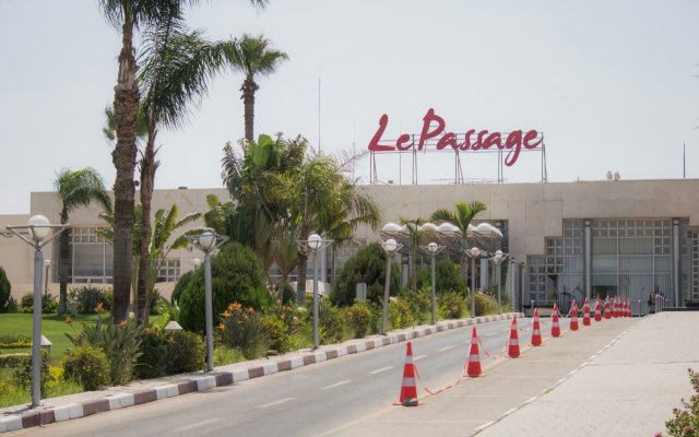 Отель Le Passage Cairo Hotel & Casino