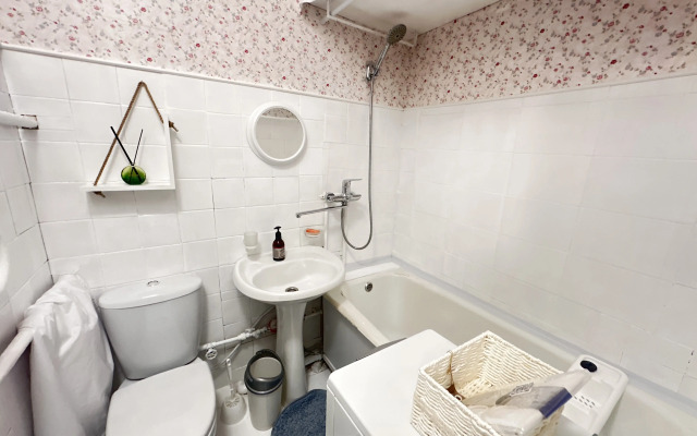 2-komnatnaya kvartira nedaleko ot tsentra Flat