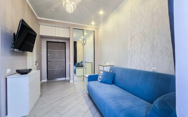 Nebol'shaya studiya dlya 2kh chelovek dlya uyedineniya so svoim balkonchikom Flat