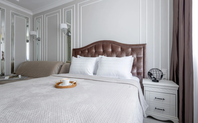 Art Lajt Red Apartments Stiven Apartments