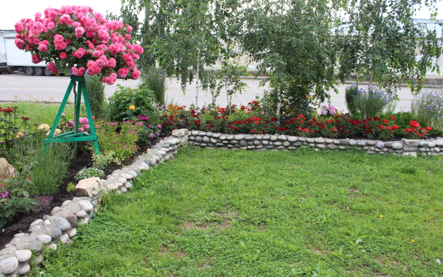 U Druzej Guest House