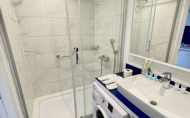 Апартаменты Marvella Orbi City 27th floor