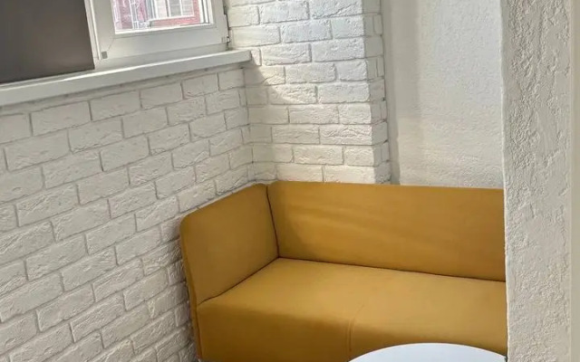 Apartments Apartamentyi GREY APARTMENT Ryadom s Tsentrom Flat