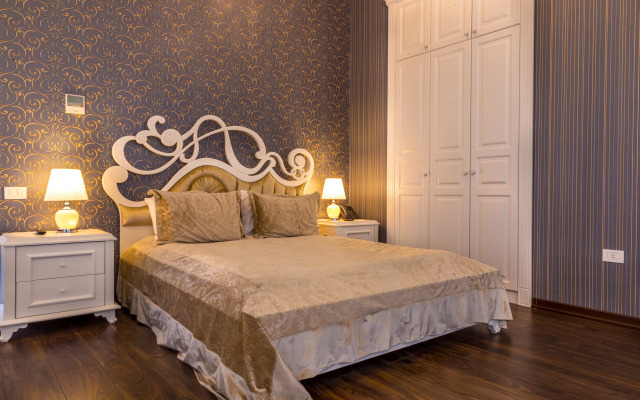 Premier Old Gates Hotel