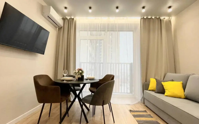 Yousinn Krasny Pr 167 Apartments