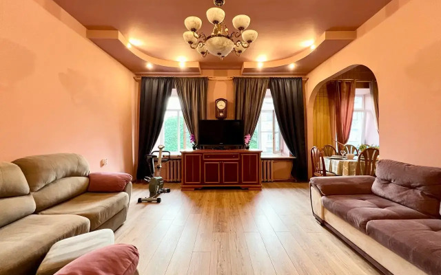 Квартира На углу Некрасова