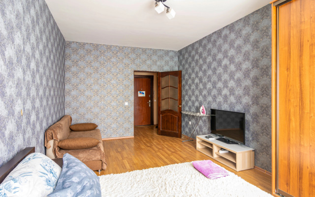 Na Zhukovskogo 18 Flat