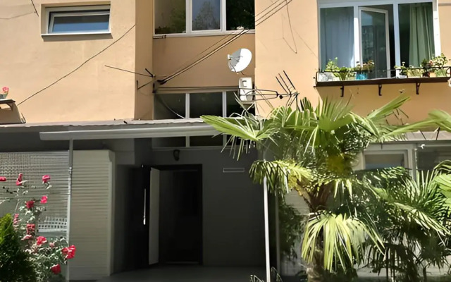 Квартира Уютная студия на Мамайке