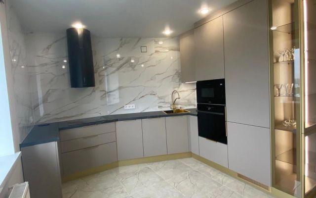 Na Ermakova Flat