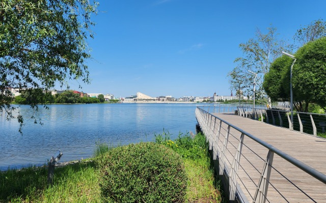 Апартаменты WinWin (ВинВин) в центре на набережной озера Кабан