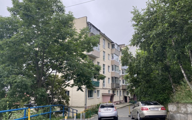 V tsentre na Nerchinskoy 3 Flat