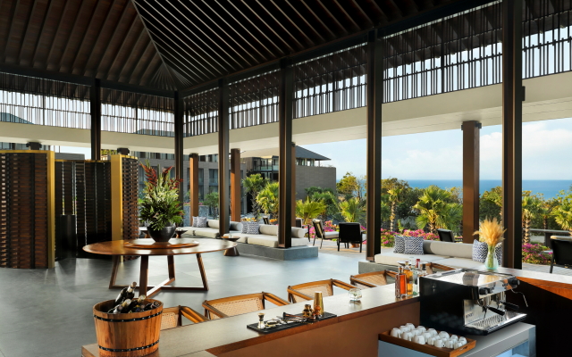 Отель Radisson Blu Bali Uluwatu