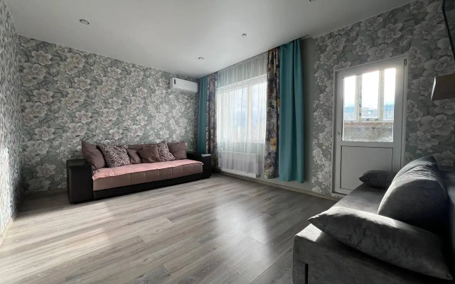 Апартаменты Двухкомнатные LikeHome на Салмышской 61