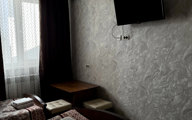 Dvin Guest House