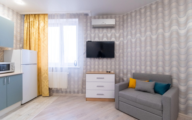 V tsentralnom rayone na troikh Apartments