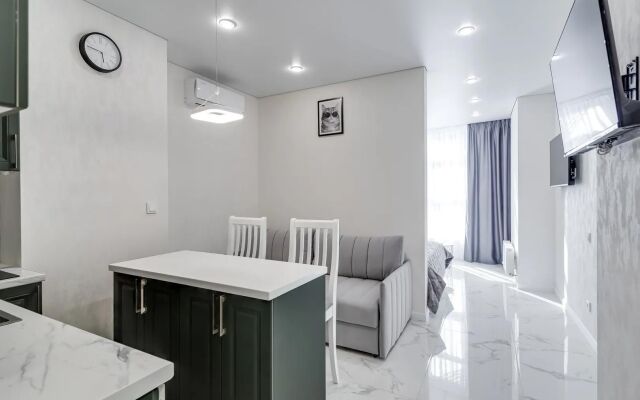 Zerkalnaya Studiya Apartments
