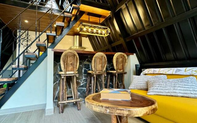 Pika 03 by Pika Cabins Chalet