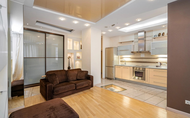 Ladgorna Na Marksa 8 Apartments