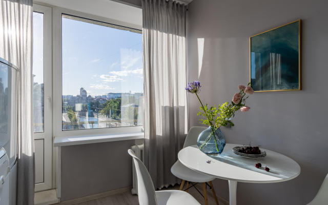 Апартаменты с видом на Набережную