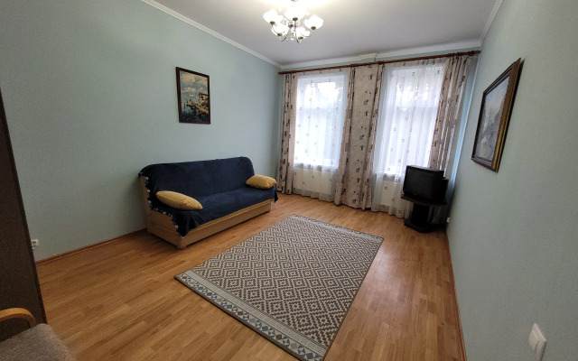 Na Krasnoy Flat