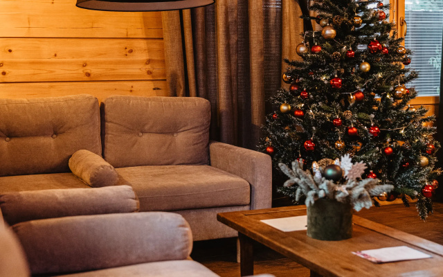 Отель Fish Point Family Resort (Золотой сазан)