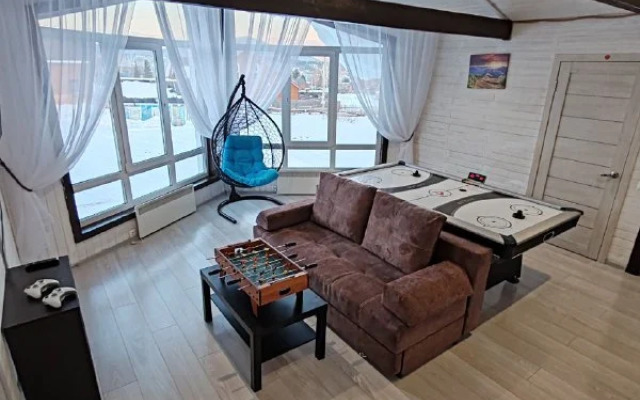 Maverick na 14 chelovek Guest house