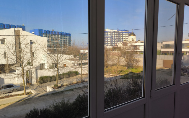 Апартаменты у пляжа Парк Победы на 5 гостей