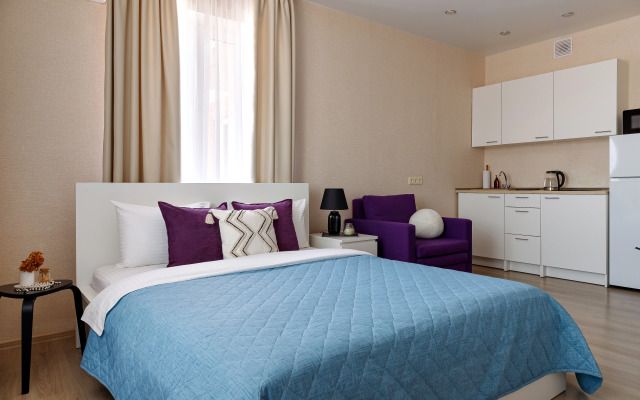 Studiya S Balkonom Flat