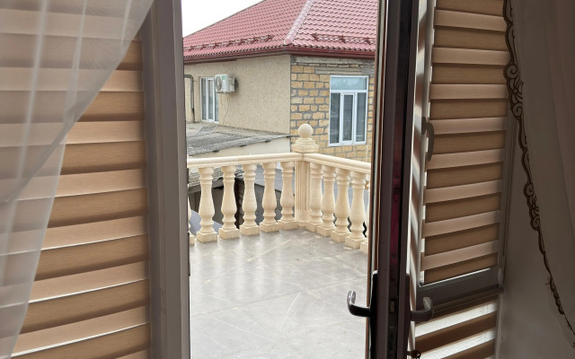 Частный дом двухэтажный на улице Султана Раджабалиева 38