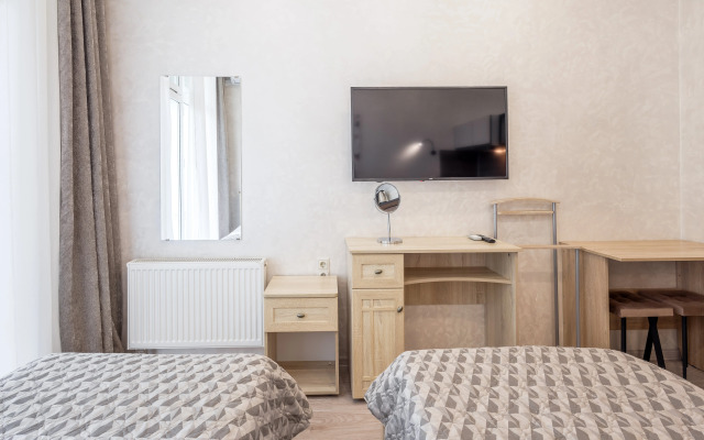 Pokrovskij park Uluchshennaya studiya s 2 krovatyami i mini-kuhnej Apartment